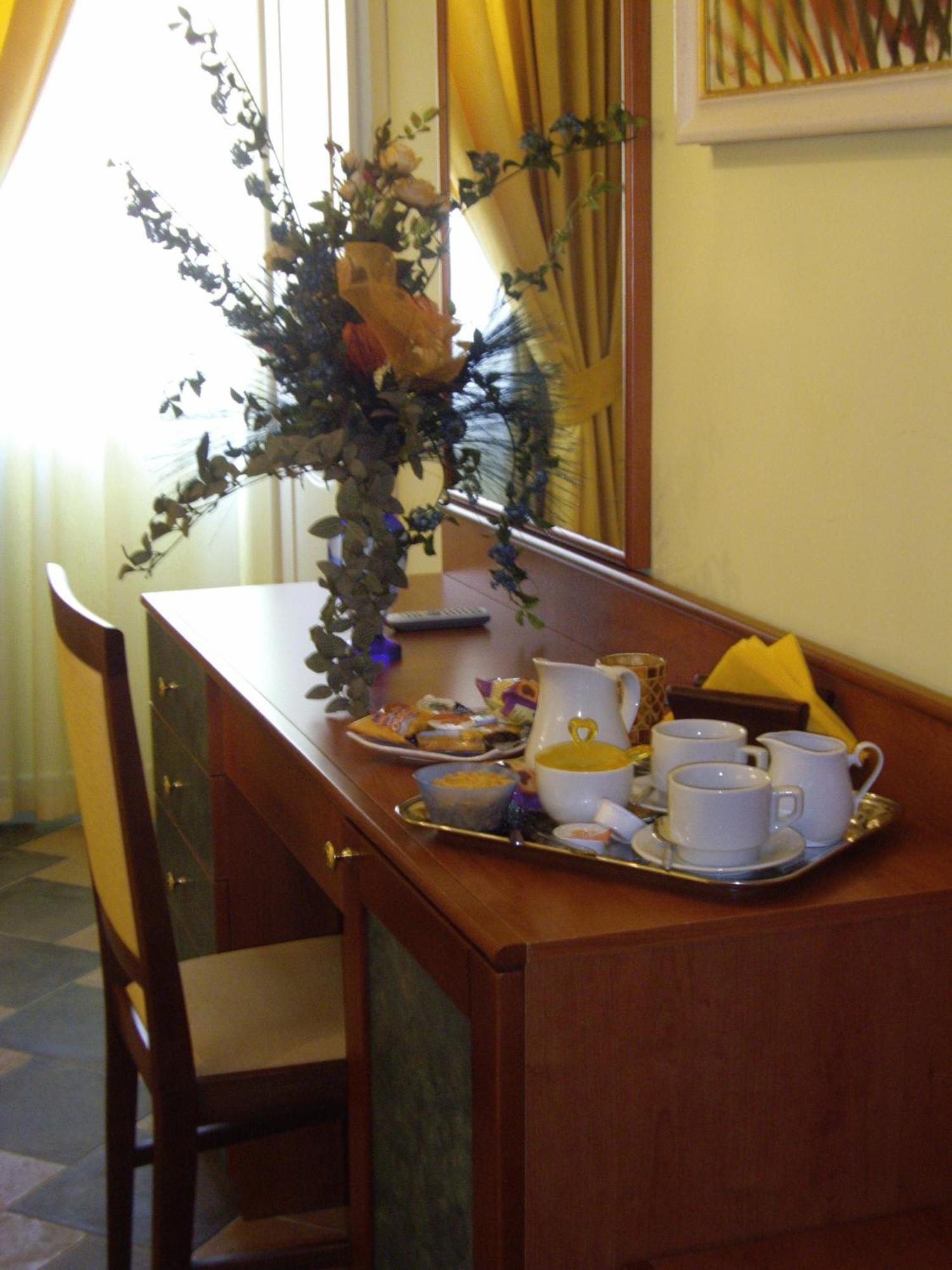 Hotel Blumentag Паола Экстерьер фото