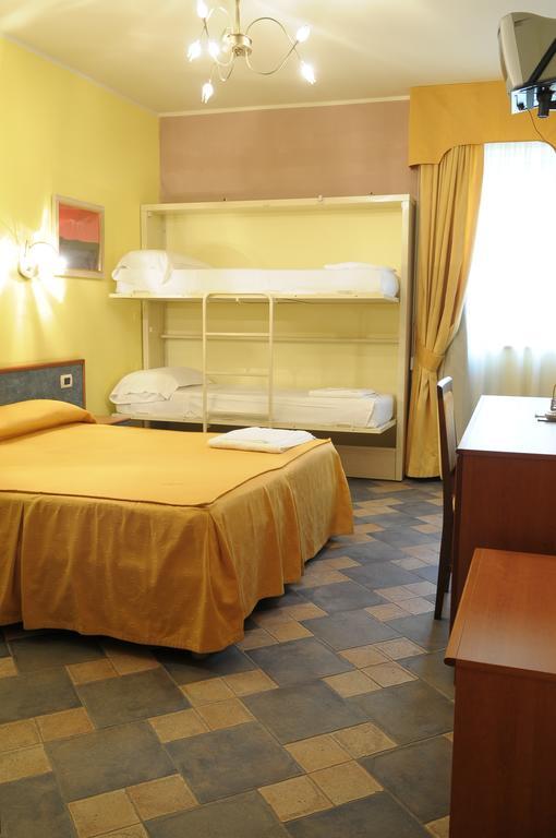 Hotel Blumentag Паола Экстерьер фото