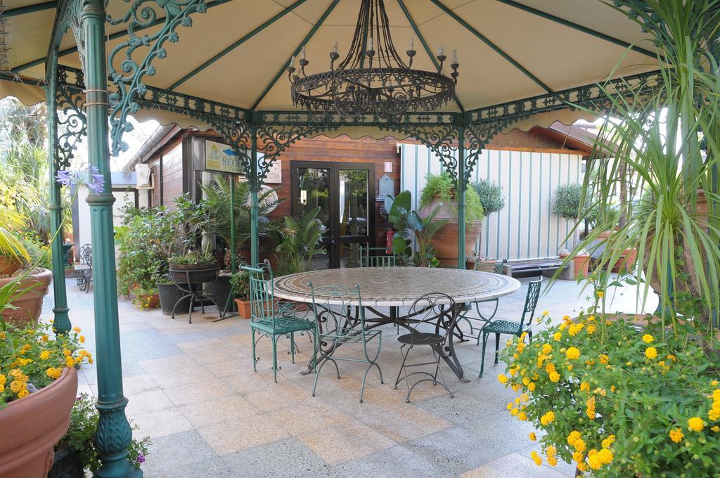 Hotel Blumentag Паола Экстерьер фото