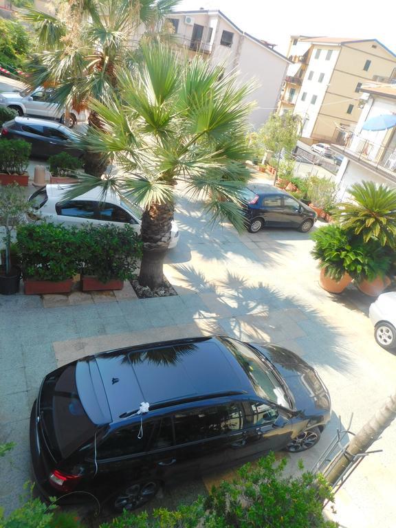 Hotel Blumentag Паола Экстерьер фото