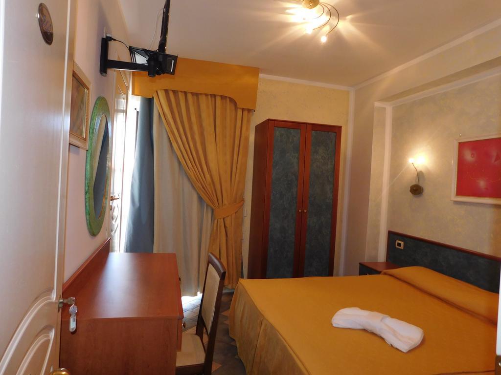Hotel Blumentag Паола Экстерьер фото