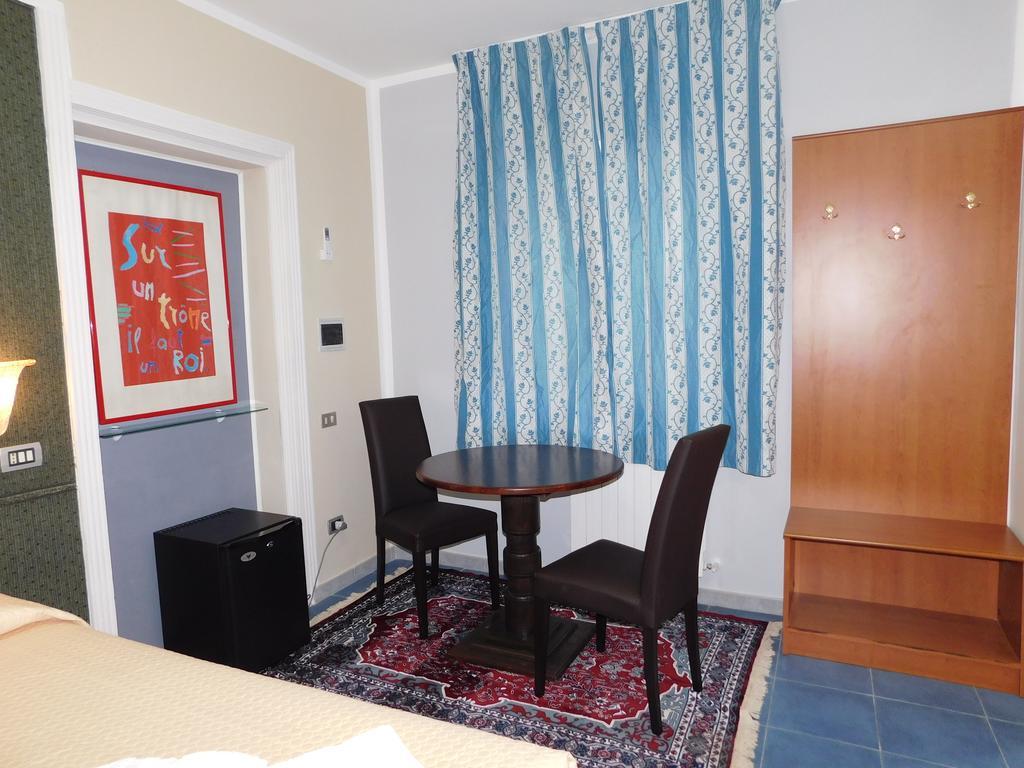 Hotel Blumentag Паола Экстерьер фото